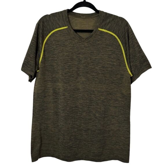 Men's Lululemon Metal Vent Tech Performance V-Neck ARMY GREEN T-Shirt, Sz L - Picture 1 of 9